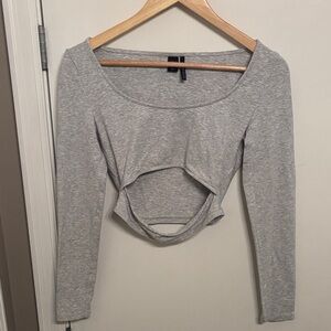 Simon’s long sleeve grey cutout crop top